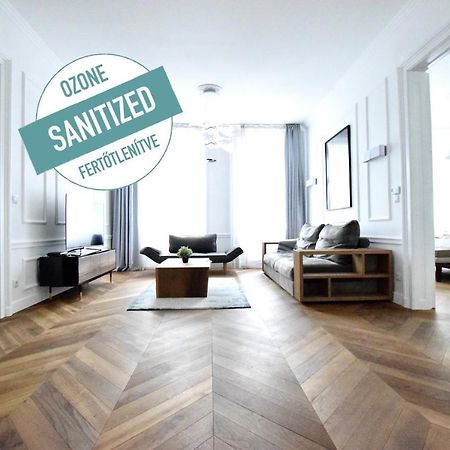 Luxury Apartment By Hi5 - Szervita Suite Budapest Exteriör bild