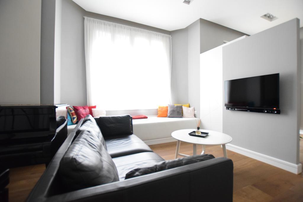 Luxury Apartment By Hi5 - Szervita Suite Budapest Exteriör bild