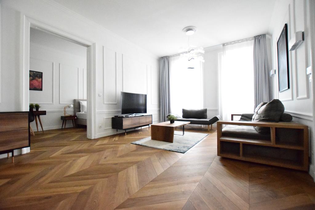 Luxury Apartment By Hi5 - Szervita Suite Budapest Exteriör bild