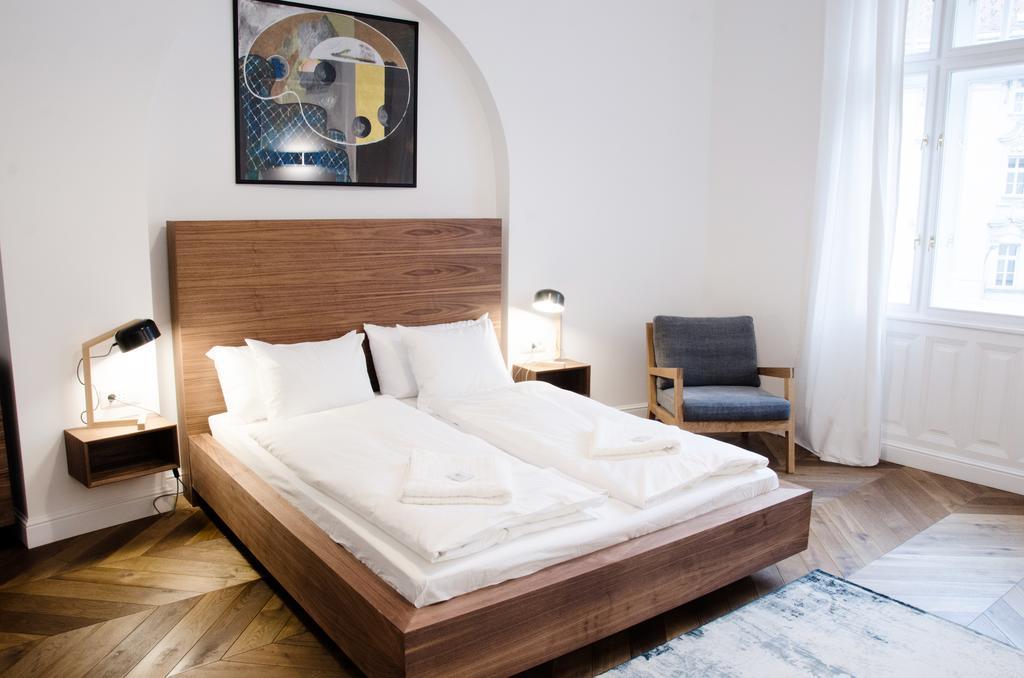 Luxury Apartment By Hi5 - Szervita Suite Budapest Exteriör bild